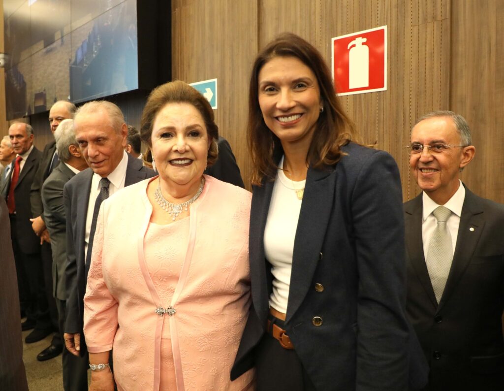 Defensora-geral participa da solenidade de despedida da desembargadora Mariângela  1
